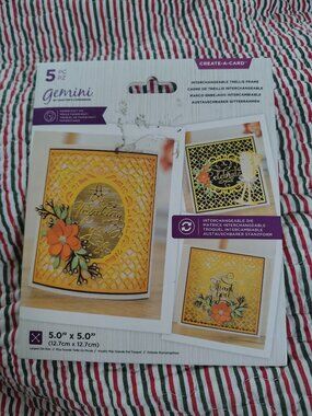 Gemini - Interchangeable Trellis Papercraft Die (NEW)